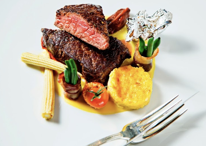 Plume signature dishes Beeswax Poached King Salmon
Filet of Martin's Angus Prime Beef 
Chef's Garden Potato Rösti Symphony